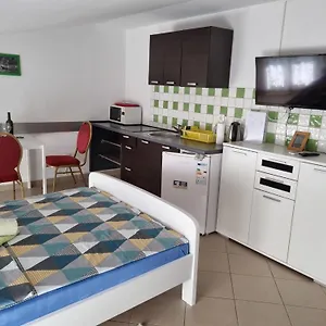  Apartman Tominac