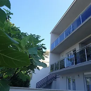 Del Mar Apartment