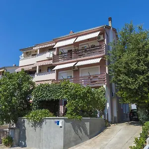  Apartman Heriban